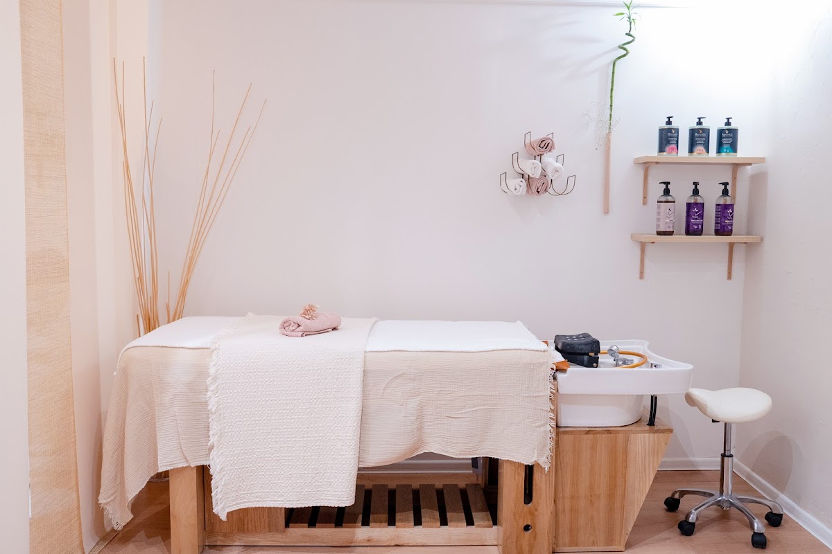 Cocooning Cheveux - concept unique de relaxation, coiffure et massage bien-être capillaire. Head et Hair Spa - photo 2